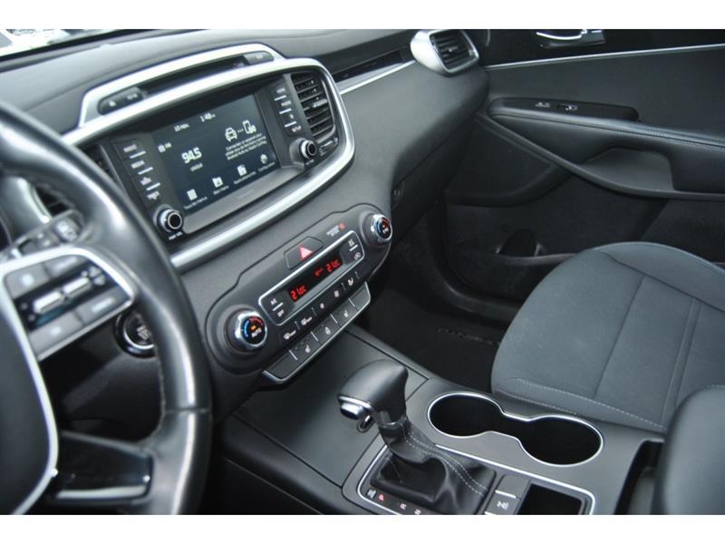 kia Sorento 2019 - 17