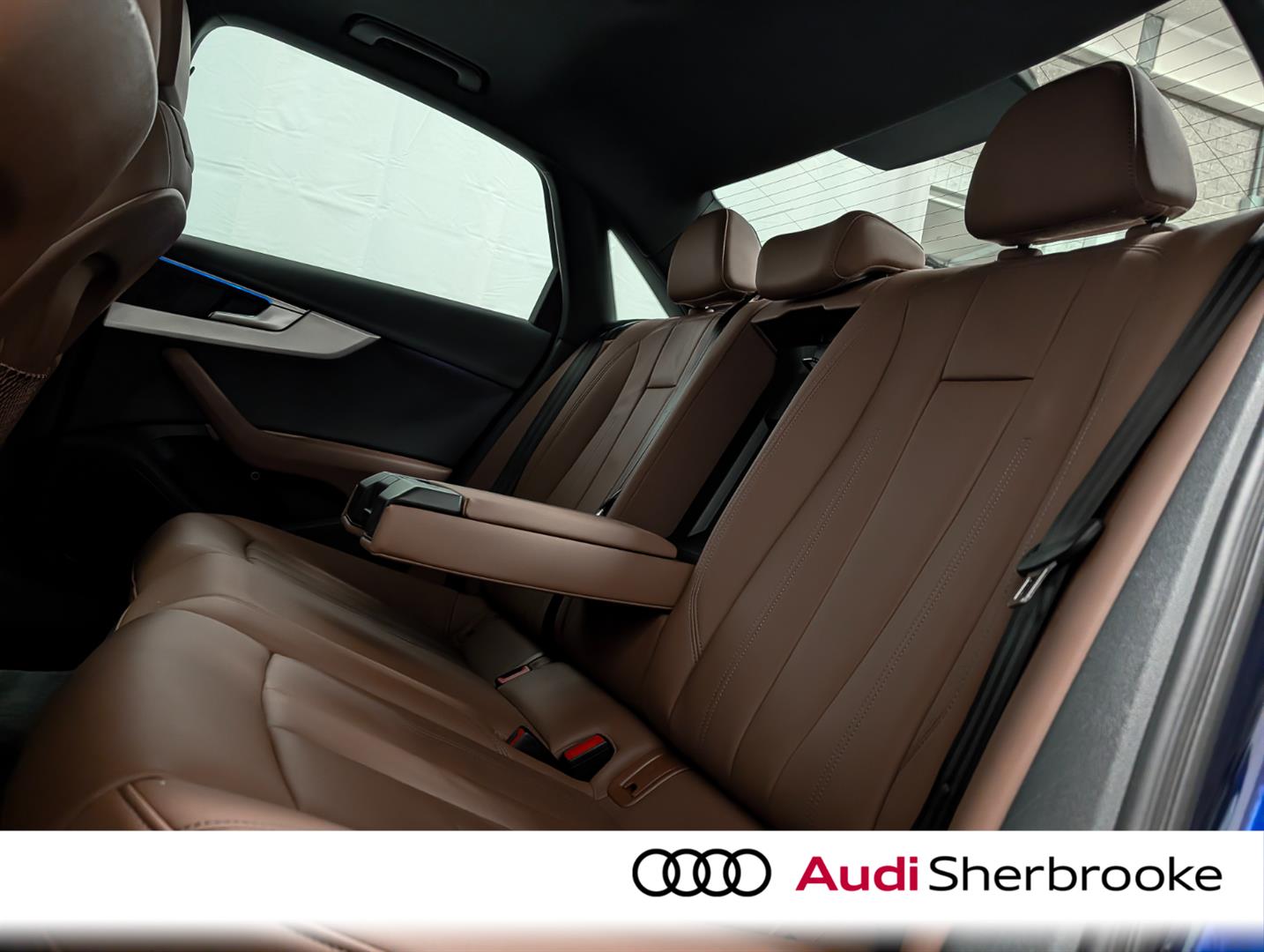 audi A4 Sedan 2022 - 11