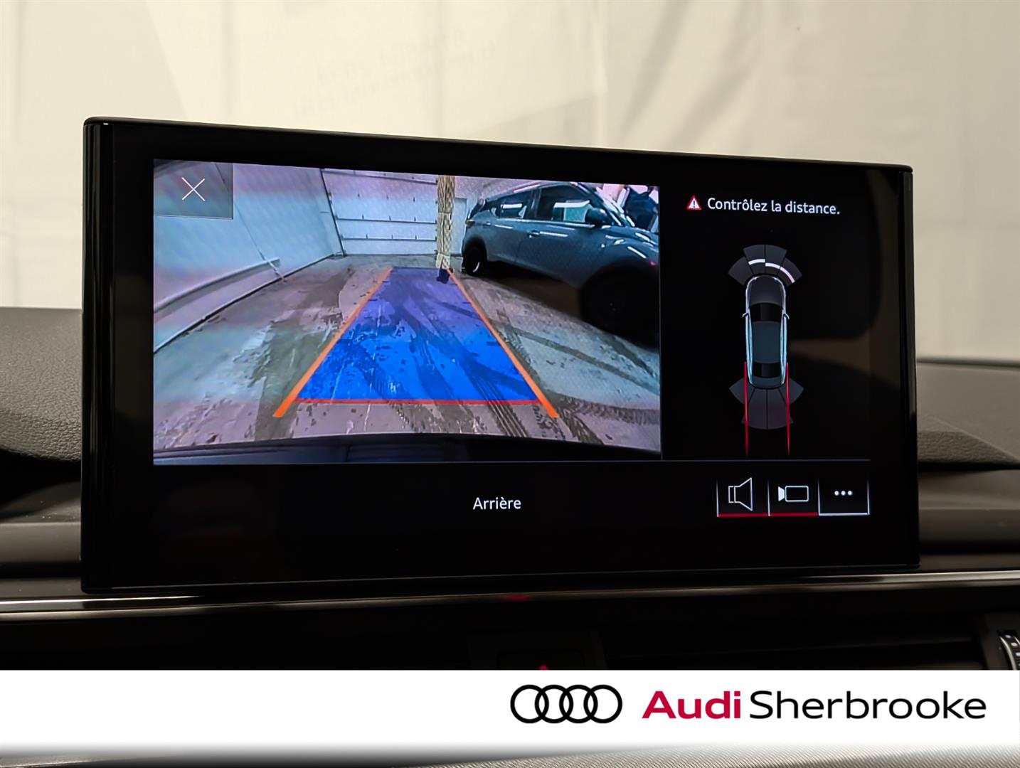 audi A4 Sedan 2022 - 17