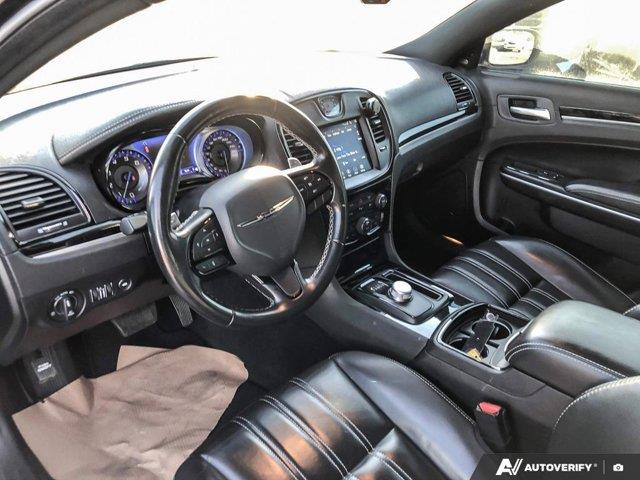 chrysler 300 2021 - 12