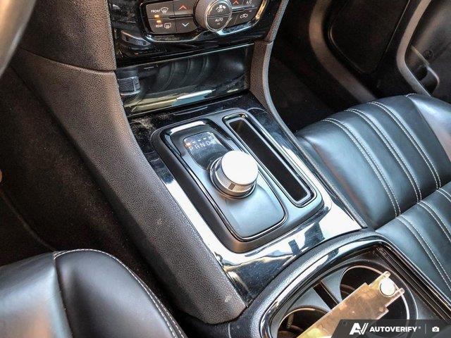 chrysler 300 2021 - 17