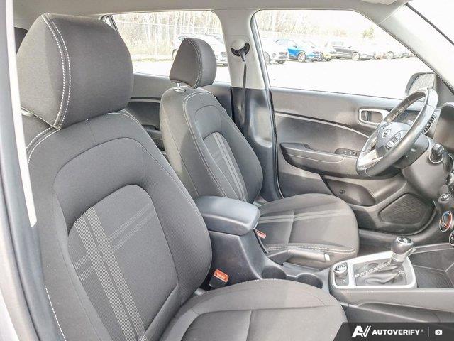 hyundai Venue 2022 - 24