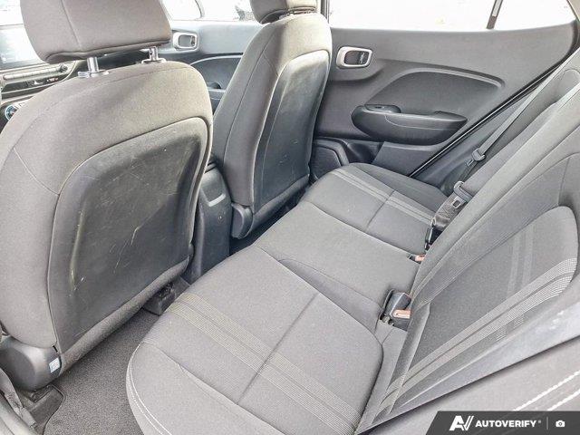 hyundai Venue 2022 - 25