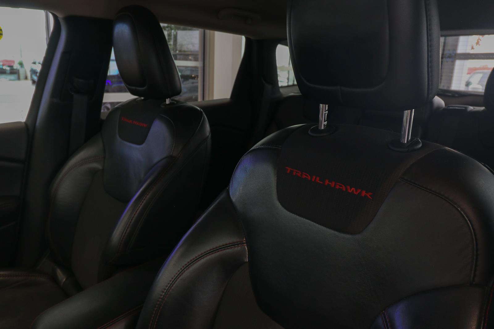 jeep Cherokee 2016 - 11