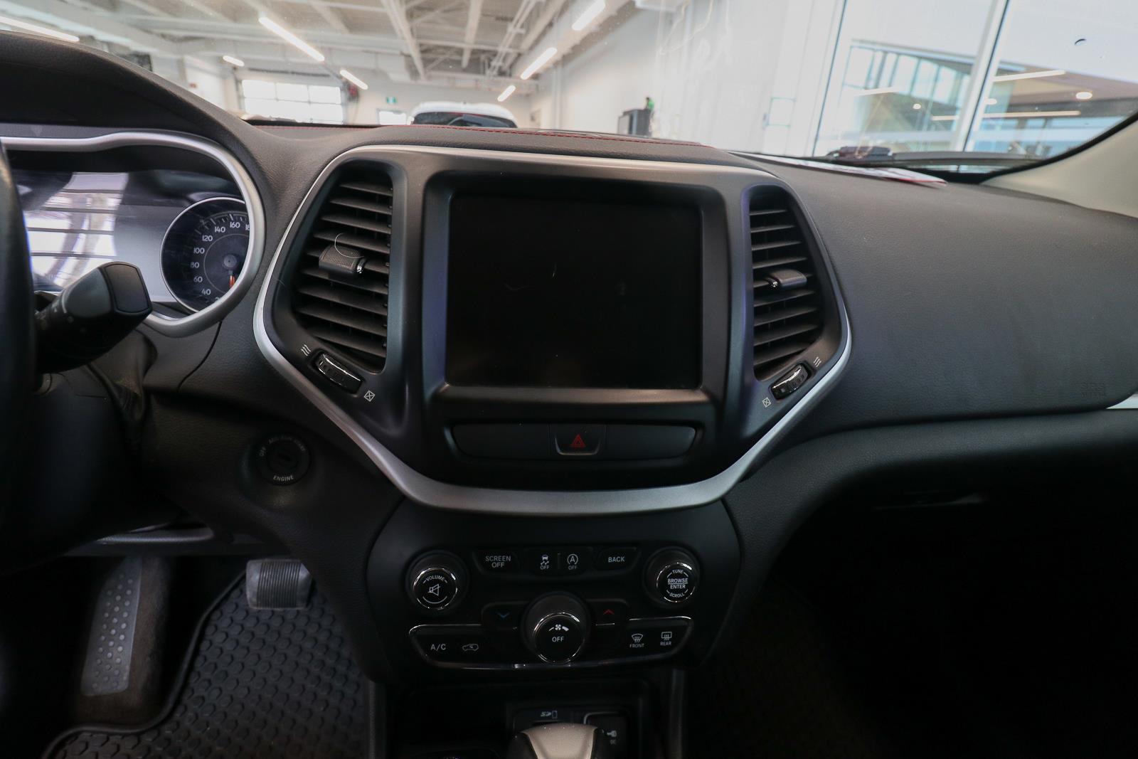 jeep Cherokee 2016 - 13