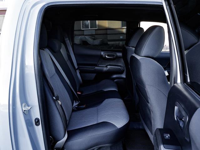 toyota Tacoma 2021 - 27