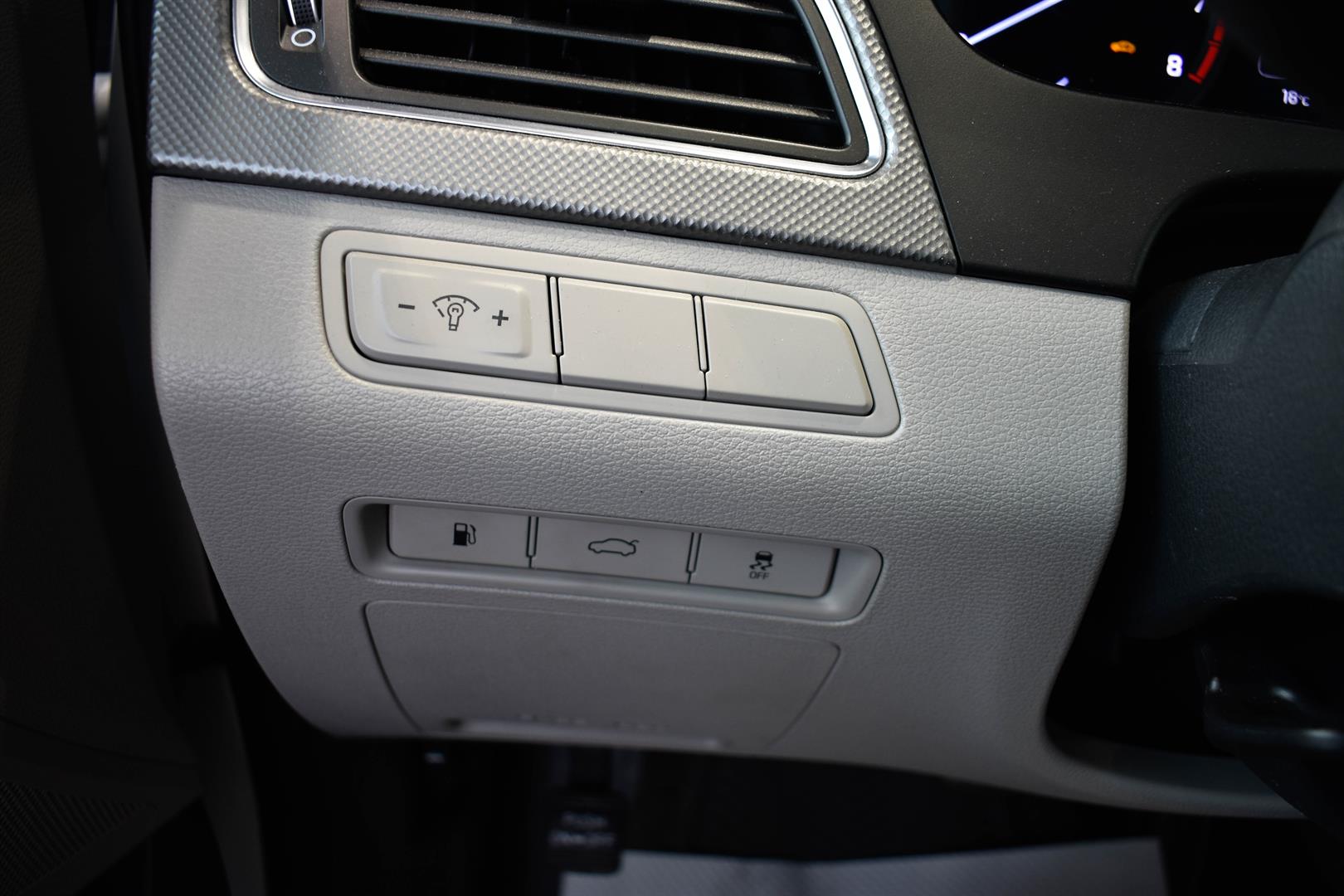 hyundai Sonata 2015 - 12