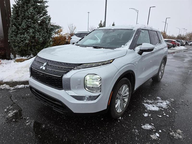 mitsubishi Outlander 2022 - 4