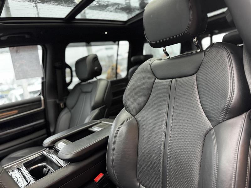 jeep Wagoneer 2022 - 16