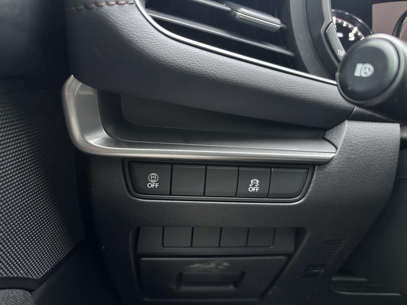 mazda Mazda3 2023 - 11