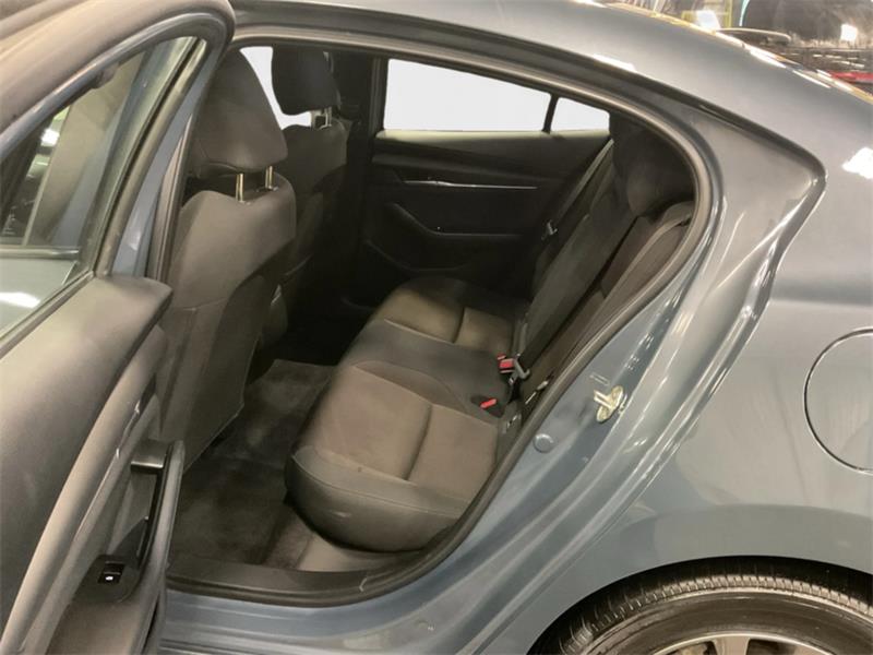 mazda Mazda3 2022 - 18