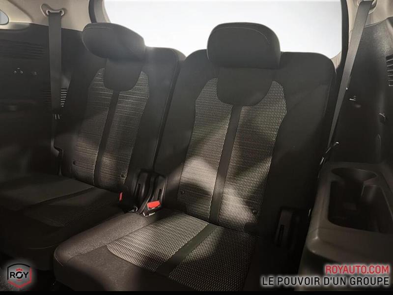kia Sorento 2022 - 9
