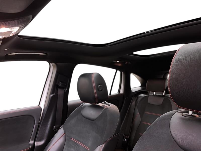 mercedes-benz GLA 2022 - 12