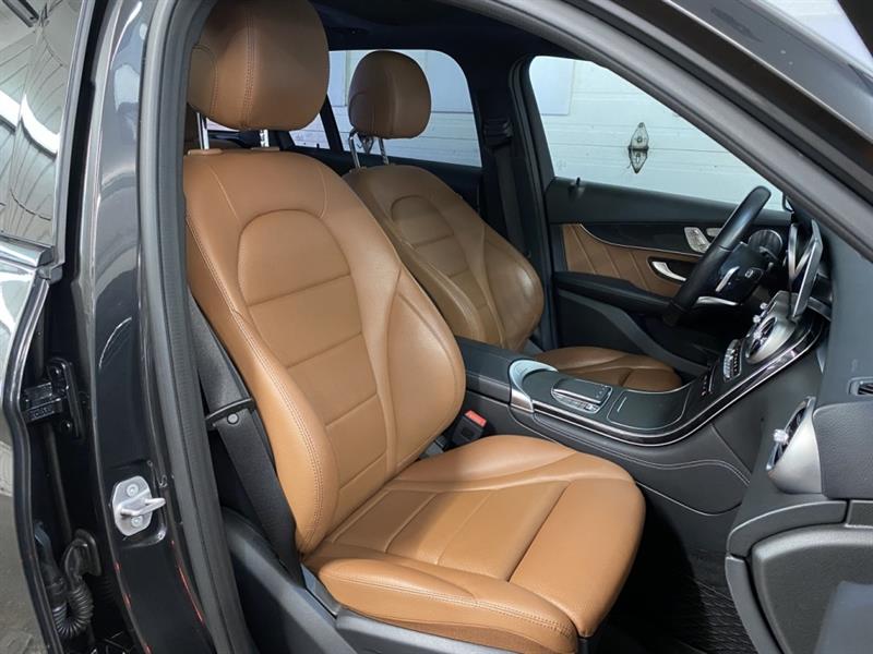 mercedes-benz GLC 2020 - 17