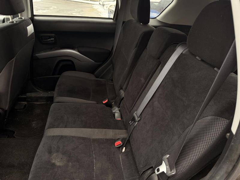 mitsubishi Outlander 2012 - 19