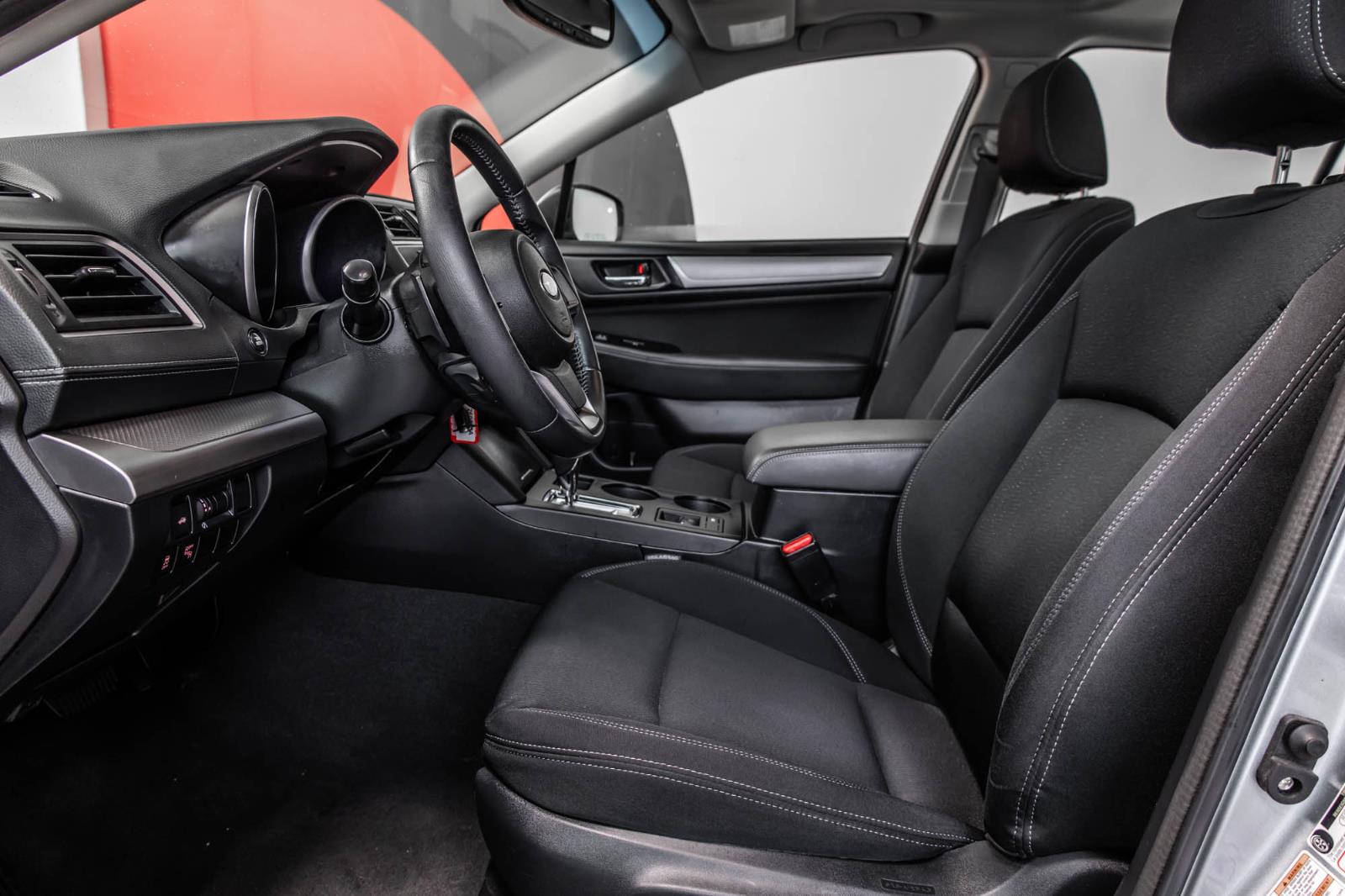 subaru Legacy 2019 - 24