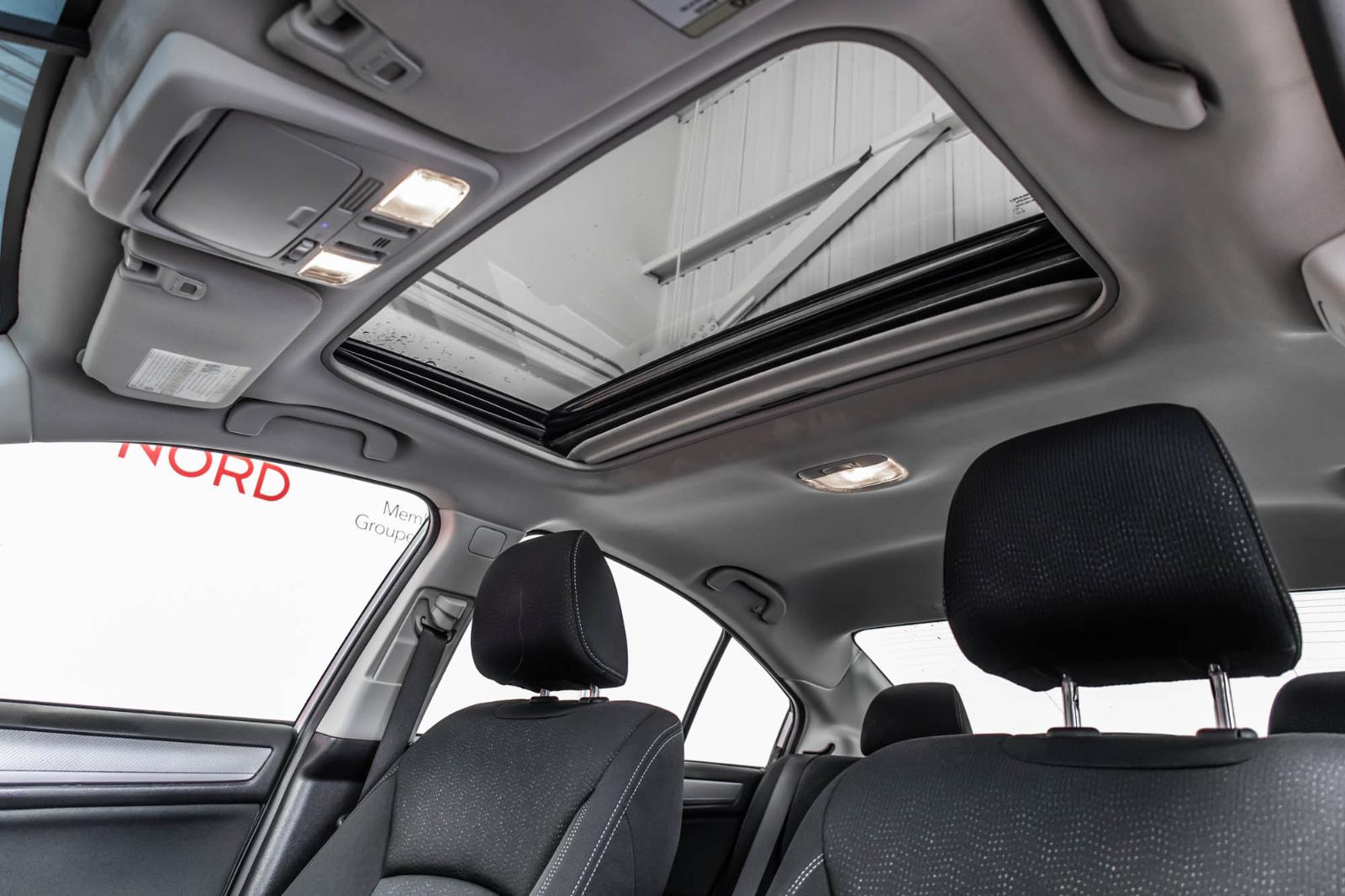 subaru Legacy 2019 - 39