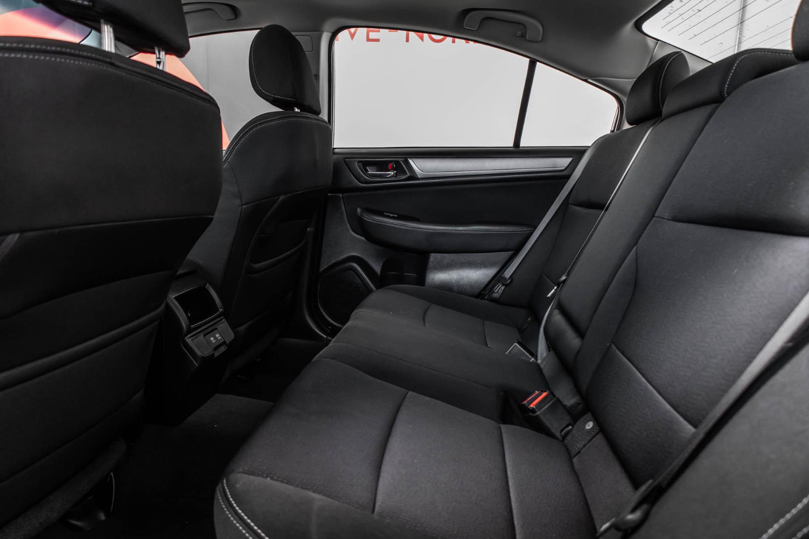 subaru Legacy 2019 - 40