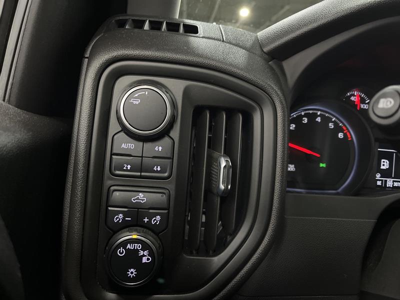 chevrolet Silverado 1500 2023 - 14