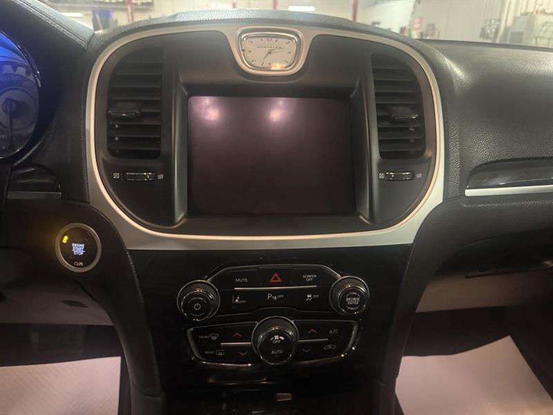 chrysler 300 Touring L 2023 - 10