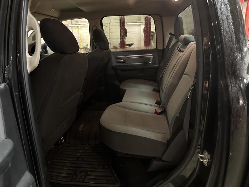 ram 1500 CLASSIC SLT 2023 - 9