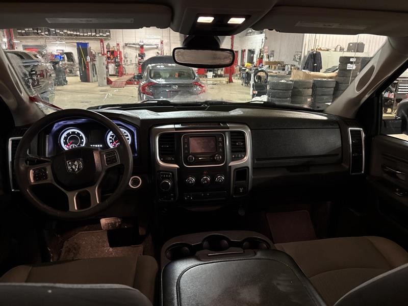 ram 1500 CLASSIC SLT 2022 - 10