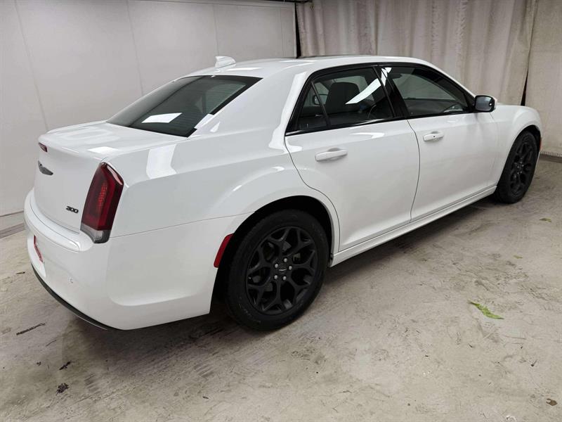 chrysler 300 Touring L 2023 - 3