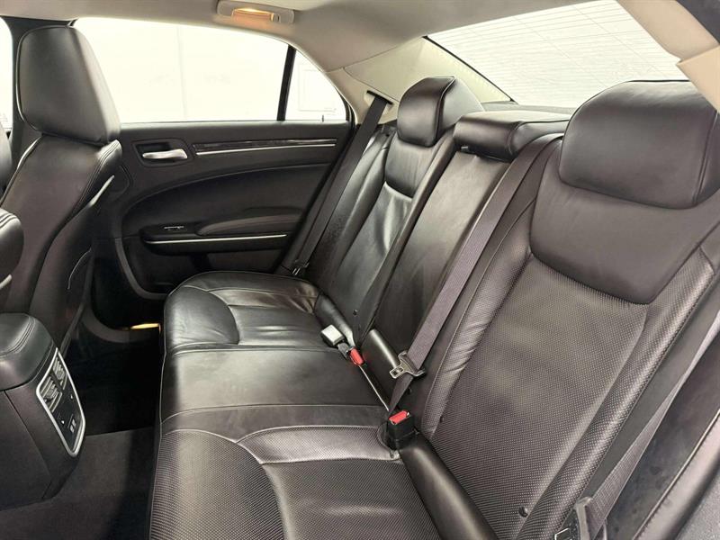 chrysler 300 Touring L 2023 - 7