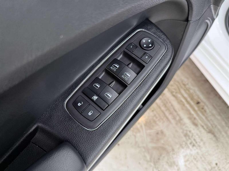 chrysler 300 Touring L 2023 - 10