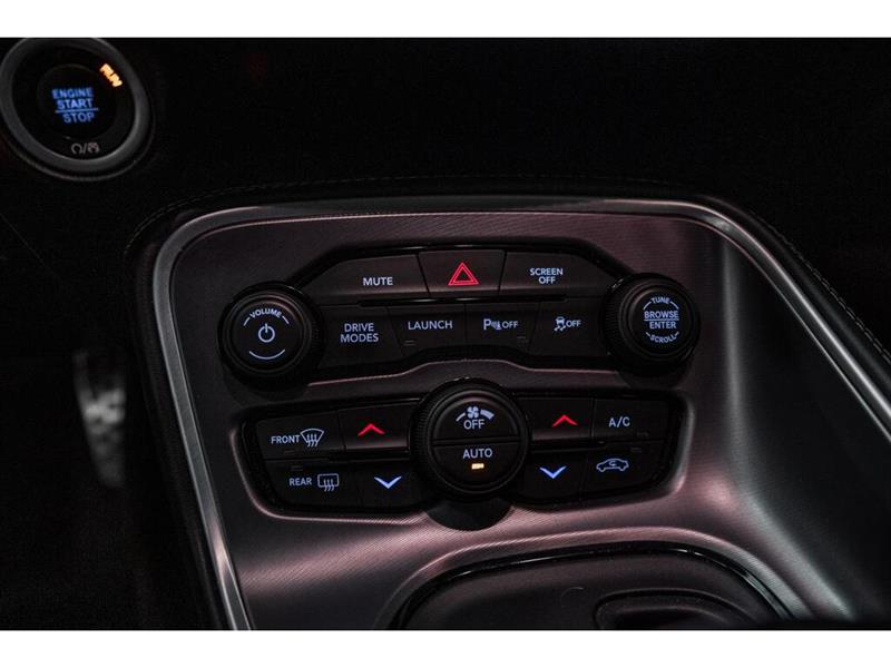 dodge Challenger 2021 - 22