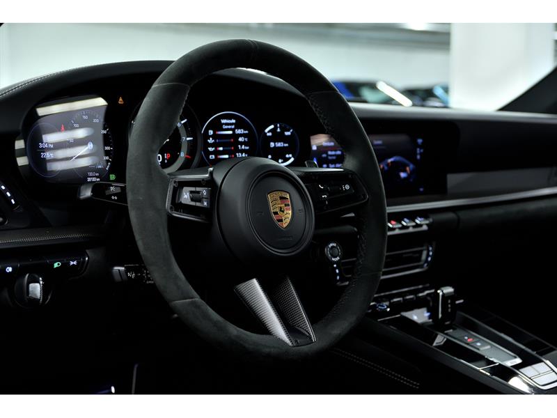 porsche 911 2023 - 11