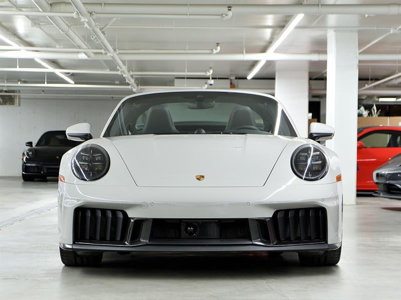 porsche 911 2025 - 39