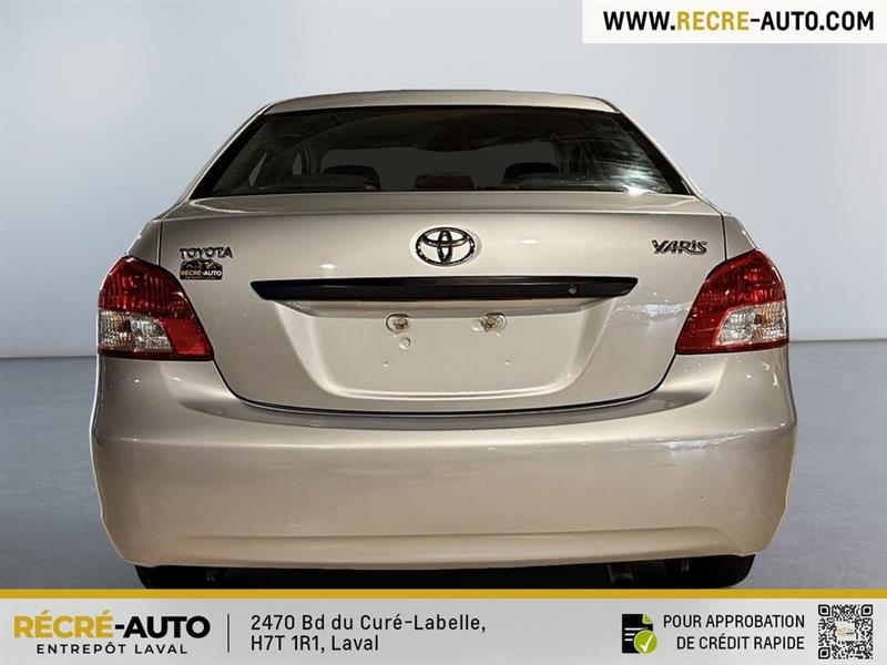 toyota Yaris 2010 - 9