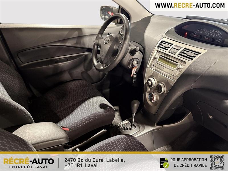 toyota Yaris 2010 - 16