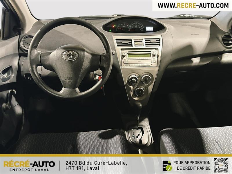 toyota Yaris 2010 - 18