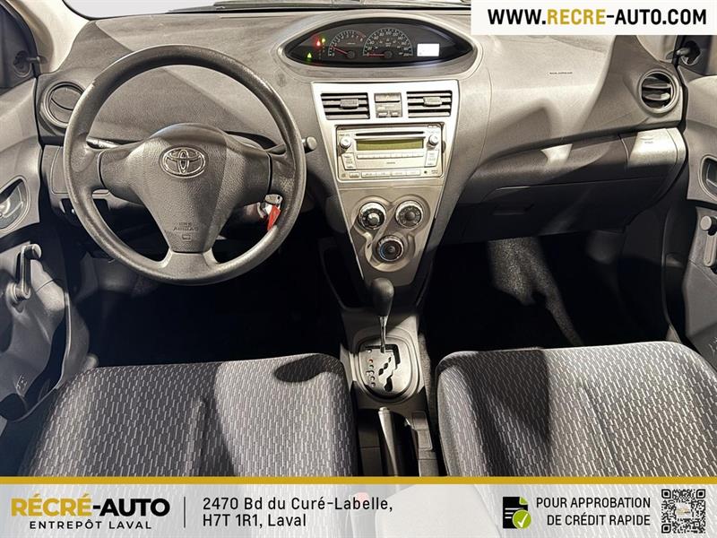 toyota Yaris 2010 - 19