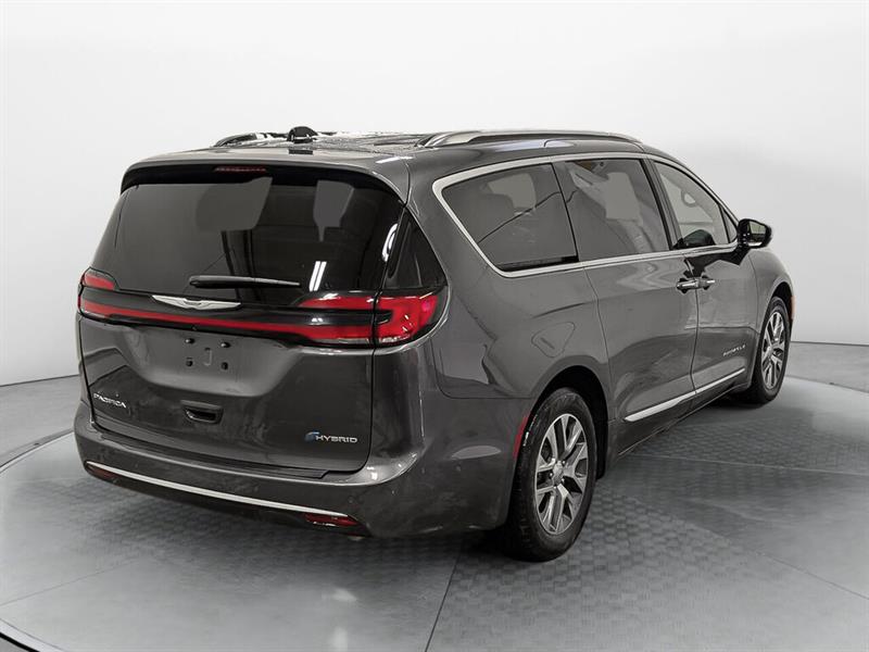 chrysler Pacifica Hybrid 2023 - 4