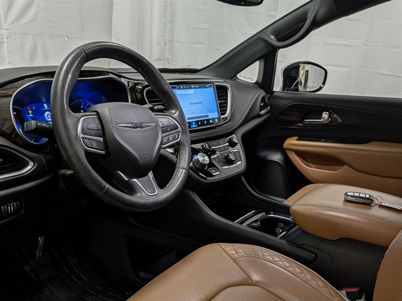 chrysler Pacifica Hybrid 2023 - 6