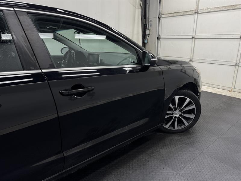 hyundai Elantra GT 2018 - 13