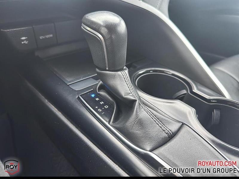 toyota Camry 2019 - 14