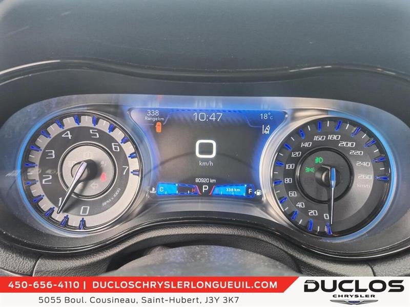 chrysler 300 2023 - 26