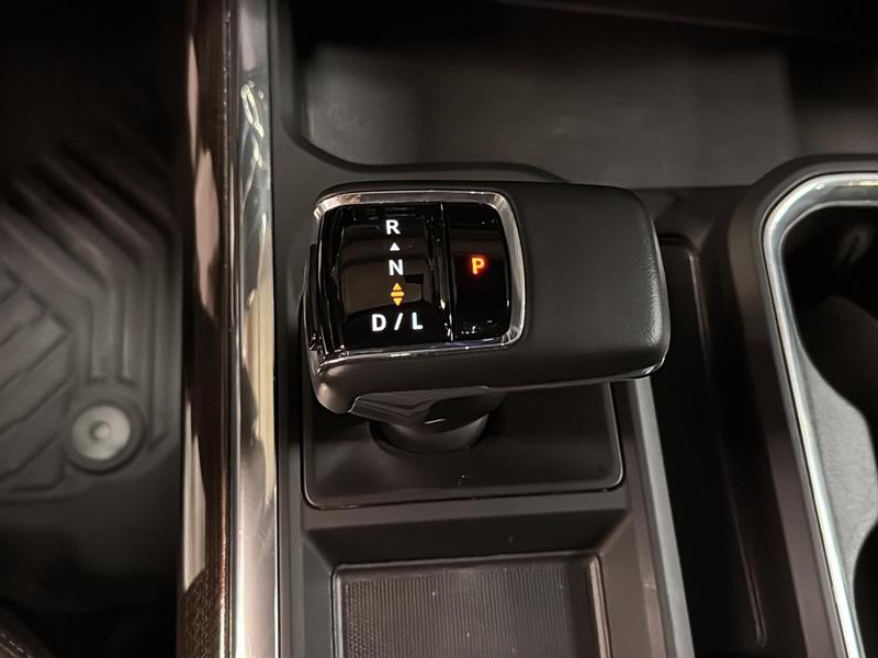 chevrolet Silverado 1500 2024 - 16