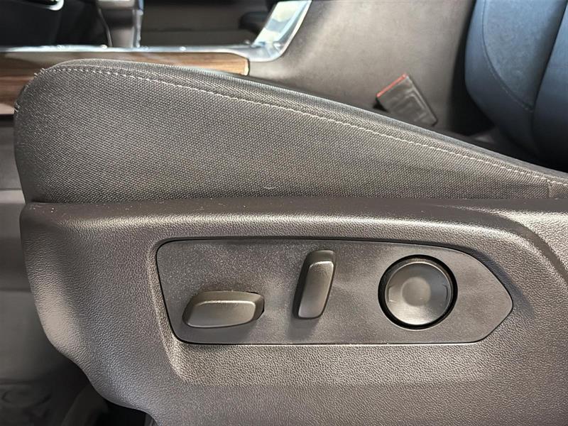 chevrolet Silverado 1500 2024 - 23