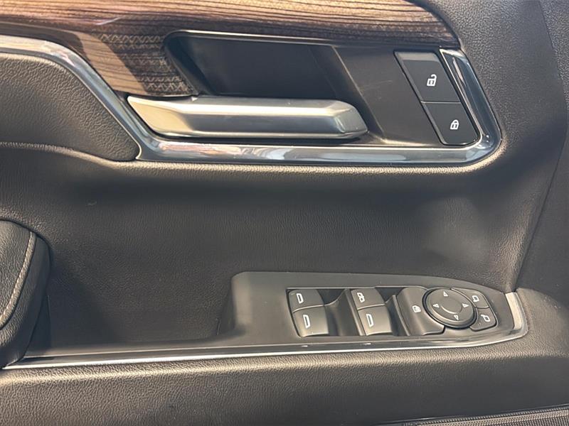 chevrolet Silverado 1500 2024 - 24