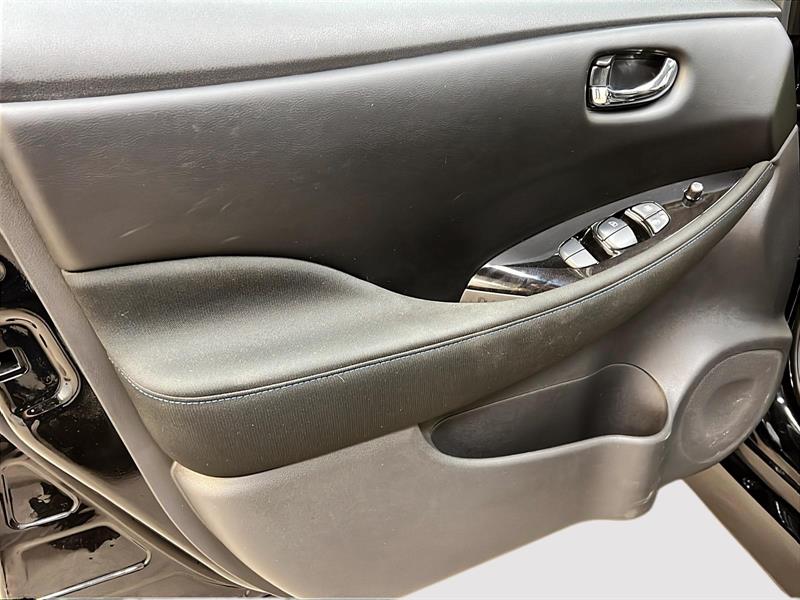 nissan LEAF 2025 - 23