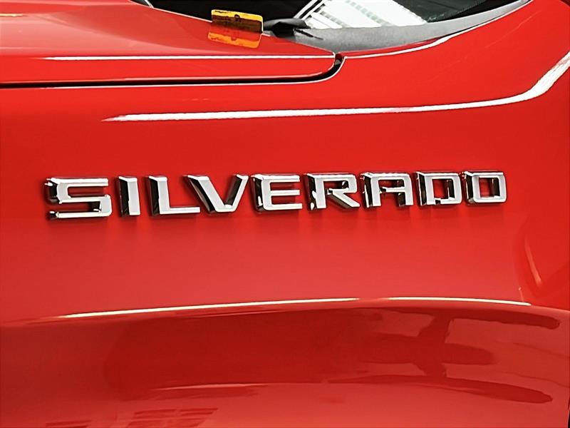 chevrolet Silverado 1500 2022 - 28