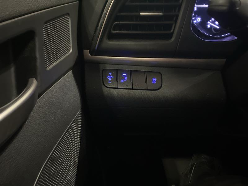 hyundai Elantra 2019 - 12