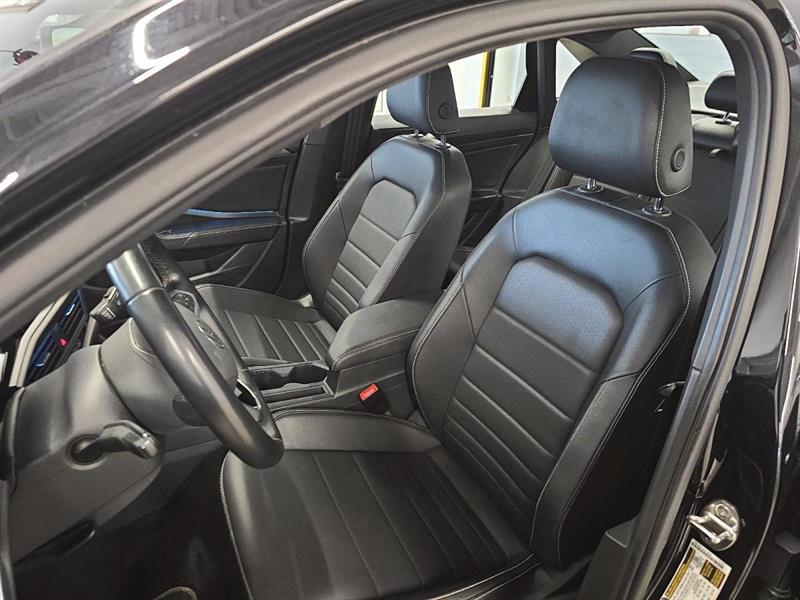 volkswagen Jetta 2023 - 10