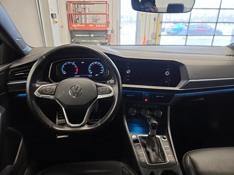 volkswagen Jetta 2023 - 11