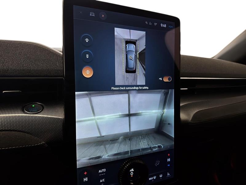 ford MACH E 2021 - 30